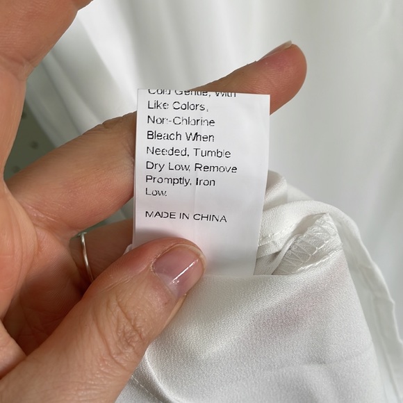 Embroidered white blouse XS - Picture 7 of 7